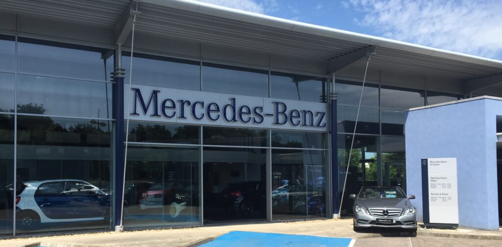 Mercedes-Benz solar installation